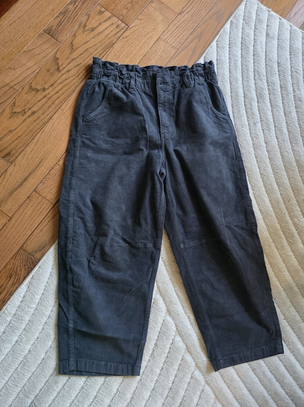American Eagle Outfitters Black Corduroy Relaxed-Waist Pants